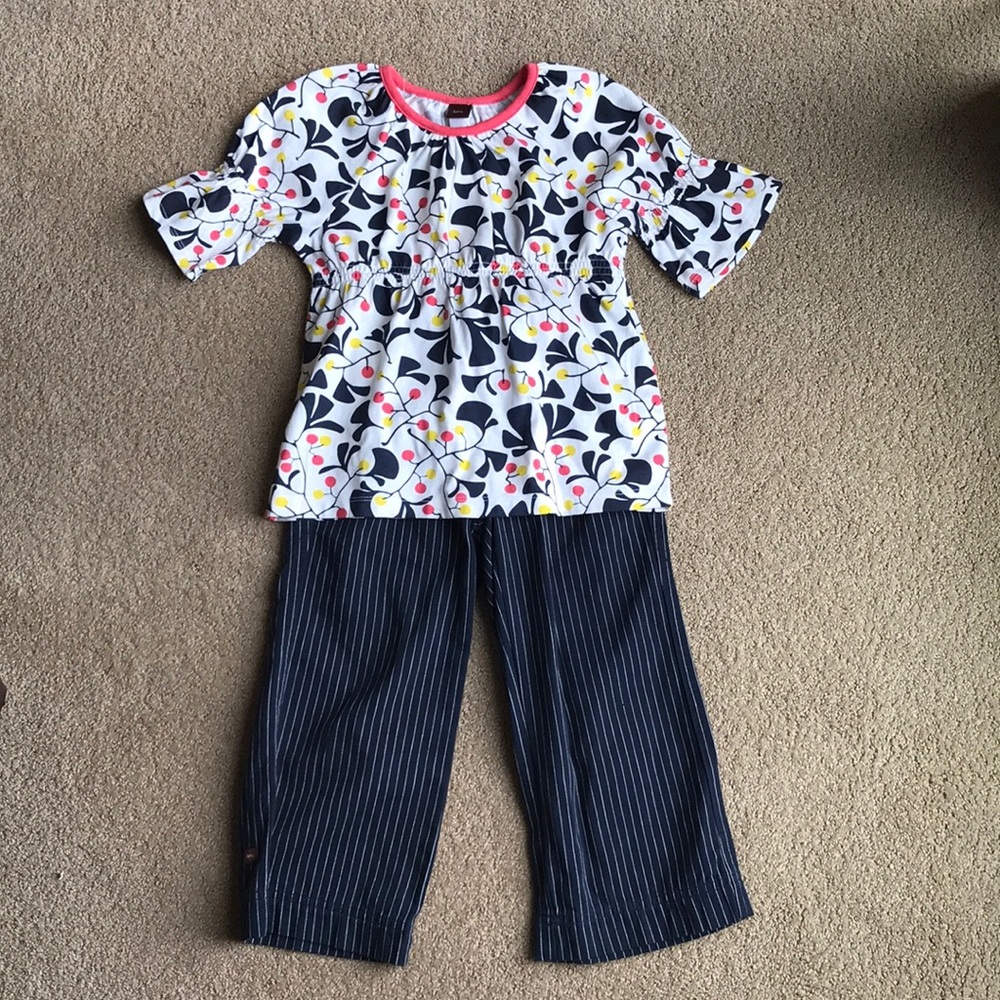 New Tea Collection outfit sz 6